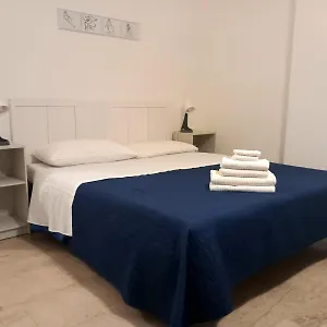  Appartement Casa Carina In Centro Italie