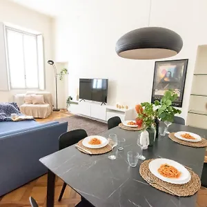  Appartement Luxury Near Duomo Italia 38 Italie